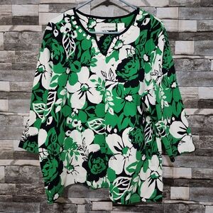 Alfred Dunner Green and White Floral Blouse